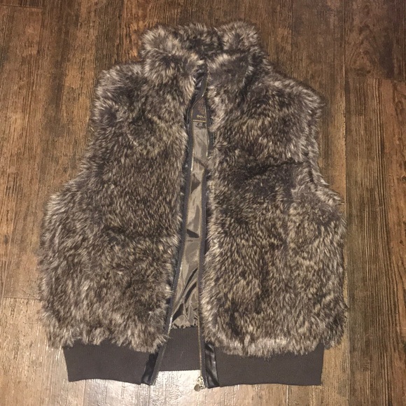 Dollhouse vest - Picture 2 of 5